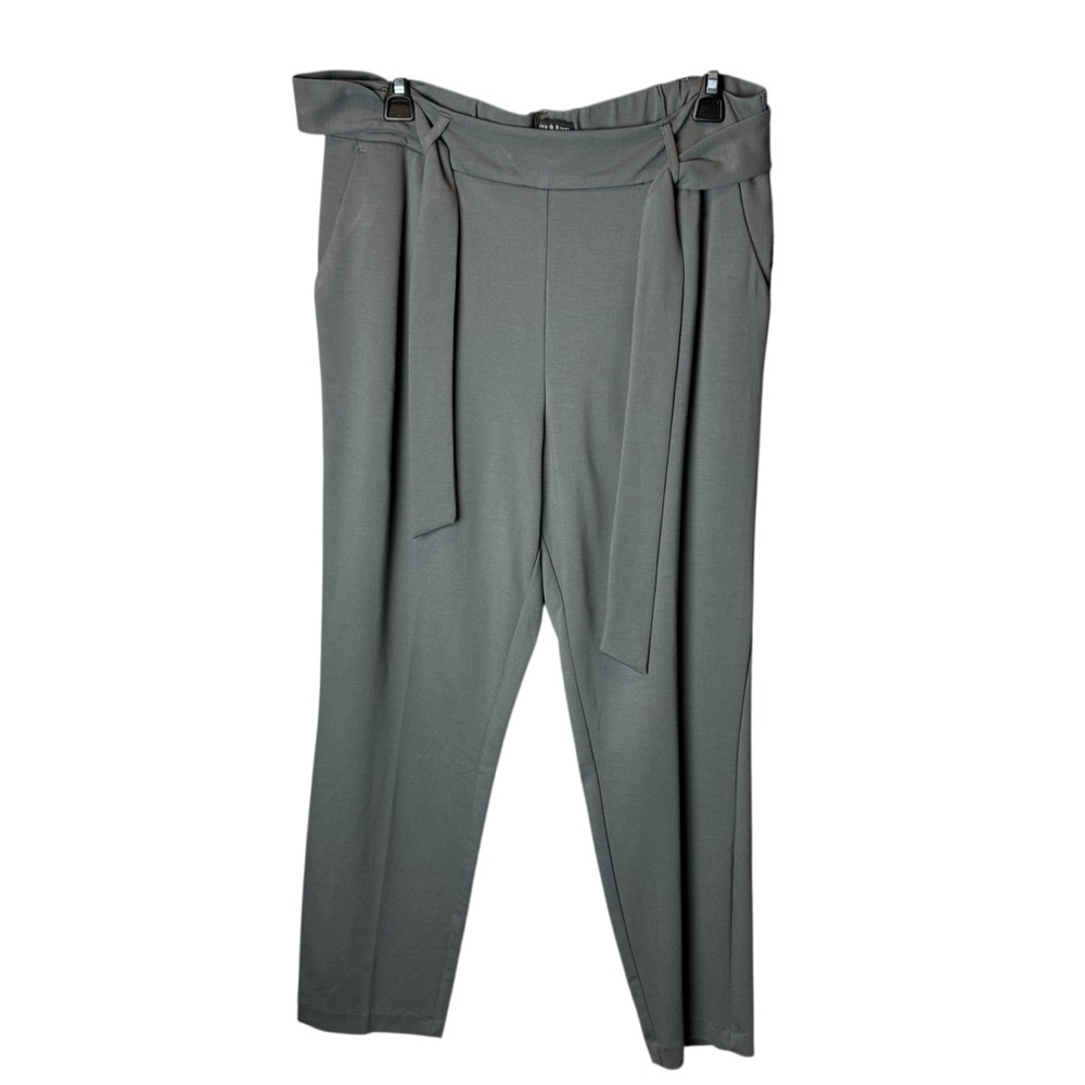NWT Violets & Roses Gray Trouser Pant 12